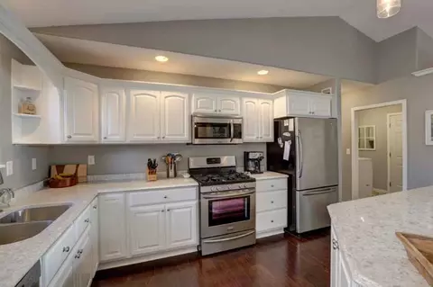 5706 Pine Ter, Weston, WI 54476 photo 10