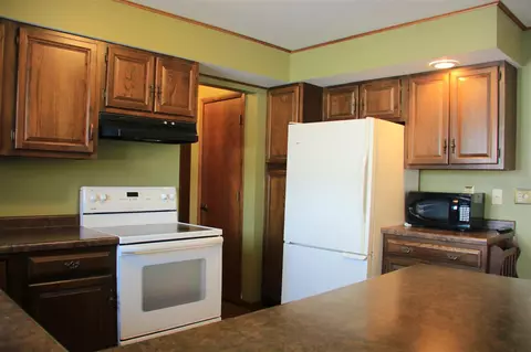 e1246 County Road C, Iola, WI 54945 photo 3