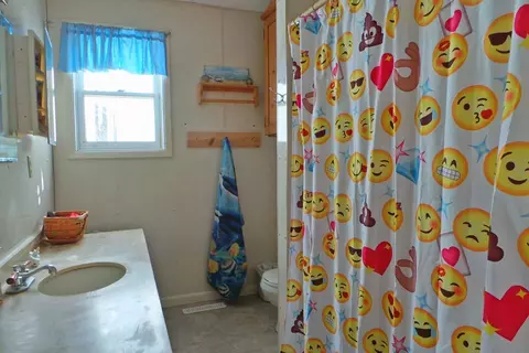 525 E 2nd St, Owen, WI 54460 photo 8