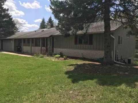 s63w35586 Piper Rd, Eagle, WI 53119 photo 3