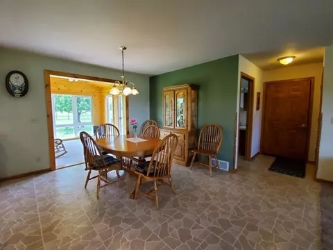7763 Klondike Dr, Marshfield, WI 54449 photo 4