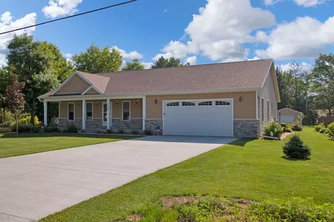 3100 Jackson Ave, Plover, WI 54467 photo 2