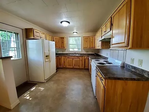 1903 E 4th St, Marshfield, WI 54449 photo 2
