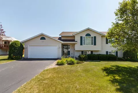 10109 Pheasant Run Ct, Weston, WI 54476 photo 1