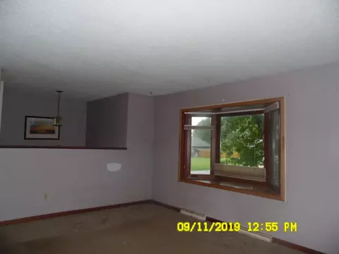 809 E 25th St, Marshfield, WI 54449 photo 5