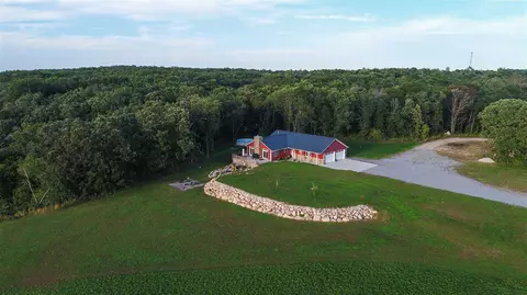 6315 Deer Rd, Amherst, WI 54406 photo 2