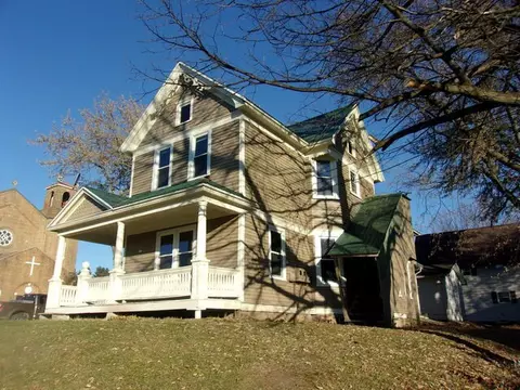112 Spring St, Loyal, WI 54446 photo 4