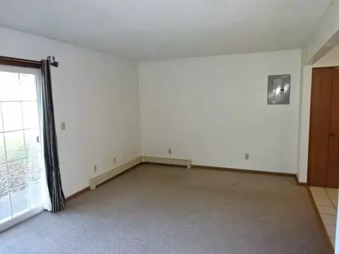 608 Johns Dr, Stevens Point, WI 54481 photo 8