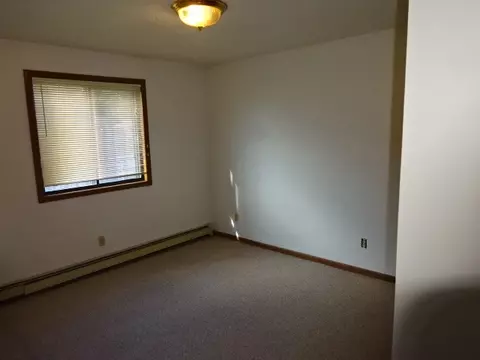 608 Johns Dr, Stevens Point, WI 54481 photo 10