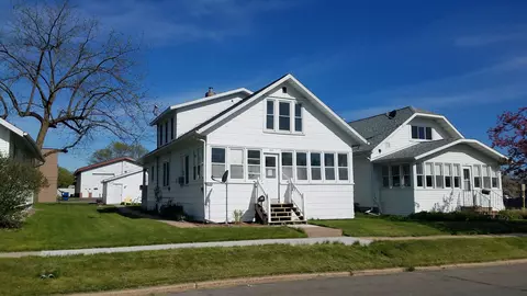 410 N Maple Ave, Marshfield, WI 54449 photo 1