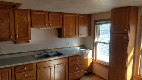 410 N Maple Ave, Marshfield, WI 54449 photo 6