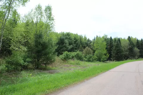 Russell Court, Merrill, WI 54452