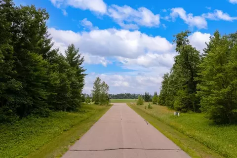 945 Clearview Ct, Plover, WI 54467