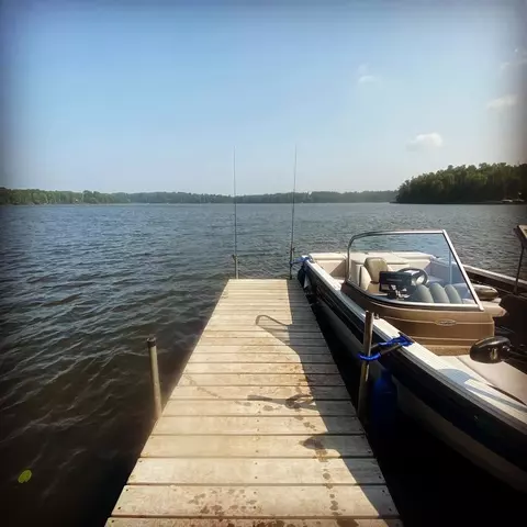 7773 Rustic Rd, Presque Isle, WI 54557