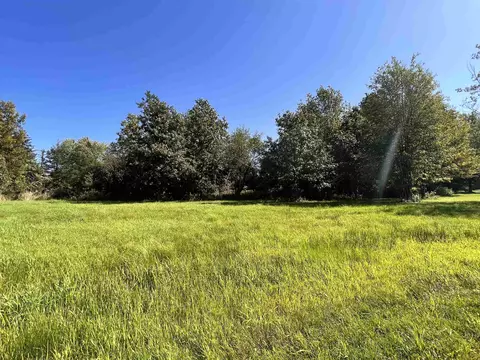 Meadow Lane, Vesper, WI 54489