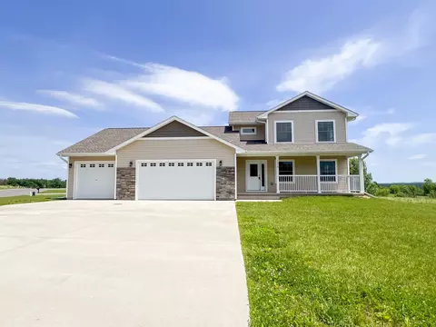 1019 Spruce St, Black River Falls, WI 54615