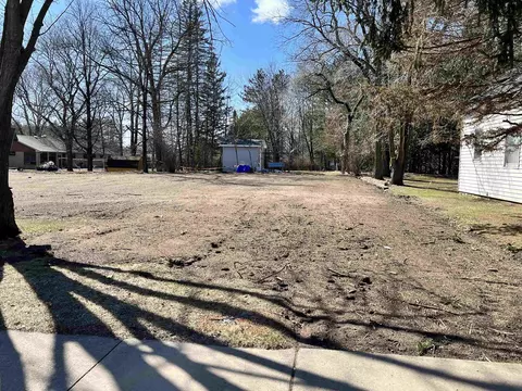 412 S Section St, Nekoosa, WI 54457