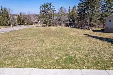 1320 Cedar St, Wausau, WI 54401