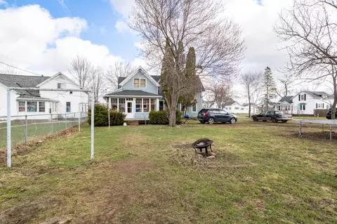 1501 W 1st St, Merrill, WI 54452