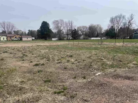 2200 Post Rd, Stevens Point, WI 54481