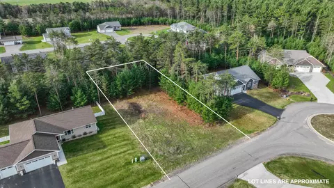 3365 Darlington Ct, Plover, WI 54467