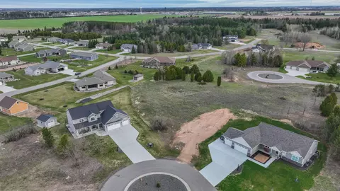 640 W Silverleaf Ct, Plover, WI 54467 photo 5