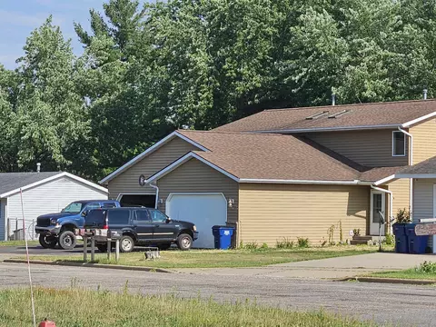 1212 Pinecrest Ave, Mosinee, WI 54455