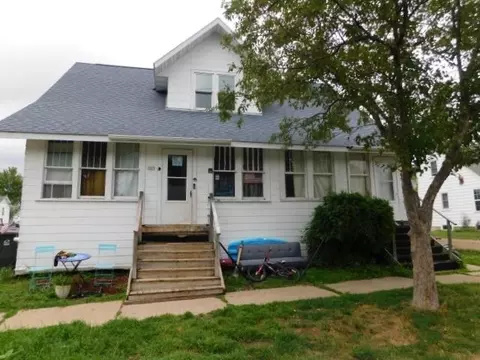 305 E 9th St, Marshfield, WI 54449