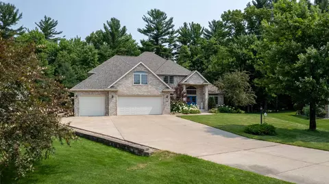 1830 White Water Cv, Plover, WI 54467