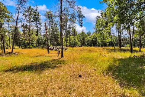 375 Milford Ct, Nekoosa, WI 54457