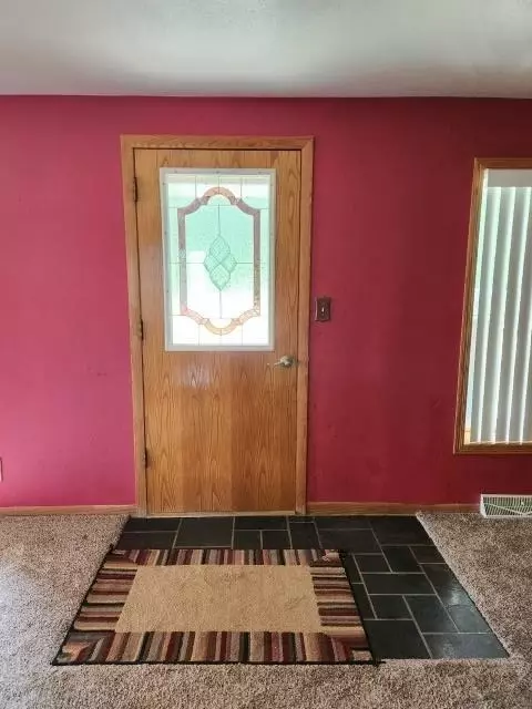 7654 Robin Rd, Marshfield, WI 54449 photo 2