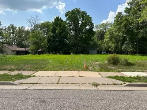 420 S Section St, Nekoosa, WI 54457