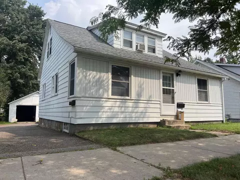 613 N 5th Ave, Wausau, WI 54401