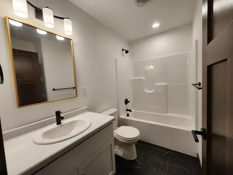 Bath - 703 Johnson St, Merrill, WI 54452 photo 4 of 4