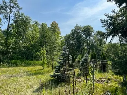 5510 Mayflower Ln, Gillett, WI 54124