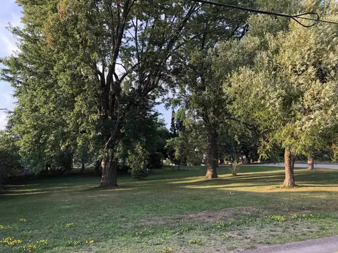 122 S Prospect St, Merrill, WI 54452