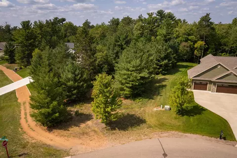 2425 Timber Ridge Dr, Plover, WI 54467 photo 3