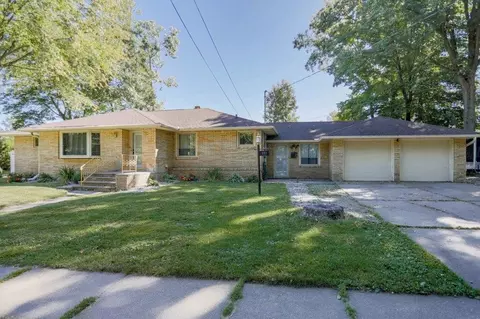 813 Everest Dr, Rothschild, WI 54474