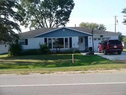 505 Elm Dr, Loyal, WI 54446