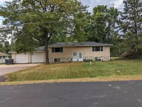 1100-1102 E Vilas St, Marshfield, WI 54449