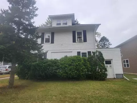 300 N Peach Ave, Marshfield, WI 54449