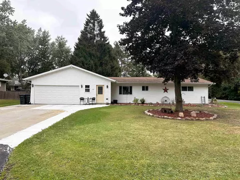 721 S Sycamore Ave, Marshfield, WI 54449