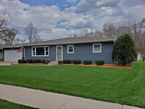 249 Mohawk Rd, Janesville, WI 53545