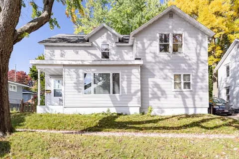 116 N 7th Ave, Wausau, WI 54401