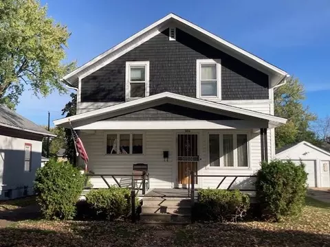 826 Young St, Wausau, WI 54403