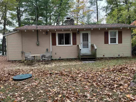 10213 N Tree Lake Dr, Rosholt, WI 54473