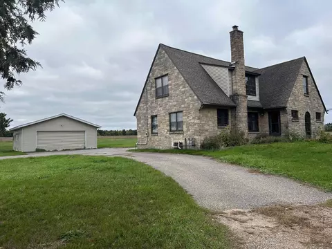 2249 State Highway 66, Rosholt, WI 54473