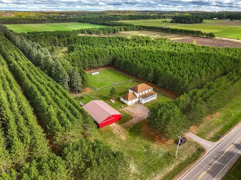 w2390 County Road A, Tomahawk, WI 54487