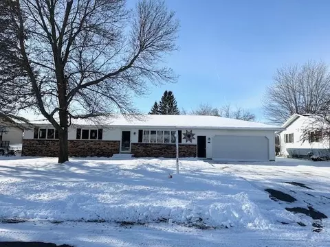 2612 S Felker Ave, Marshfield, WI 54449