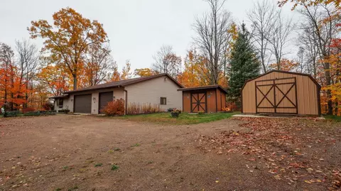 17050 Redinger Ln, Lakewood, WI 54138